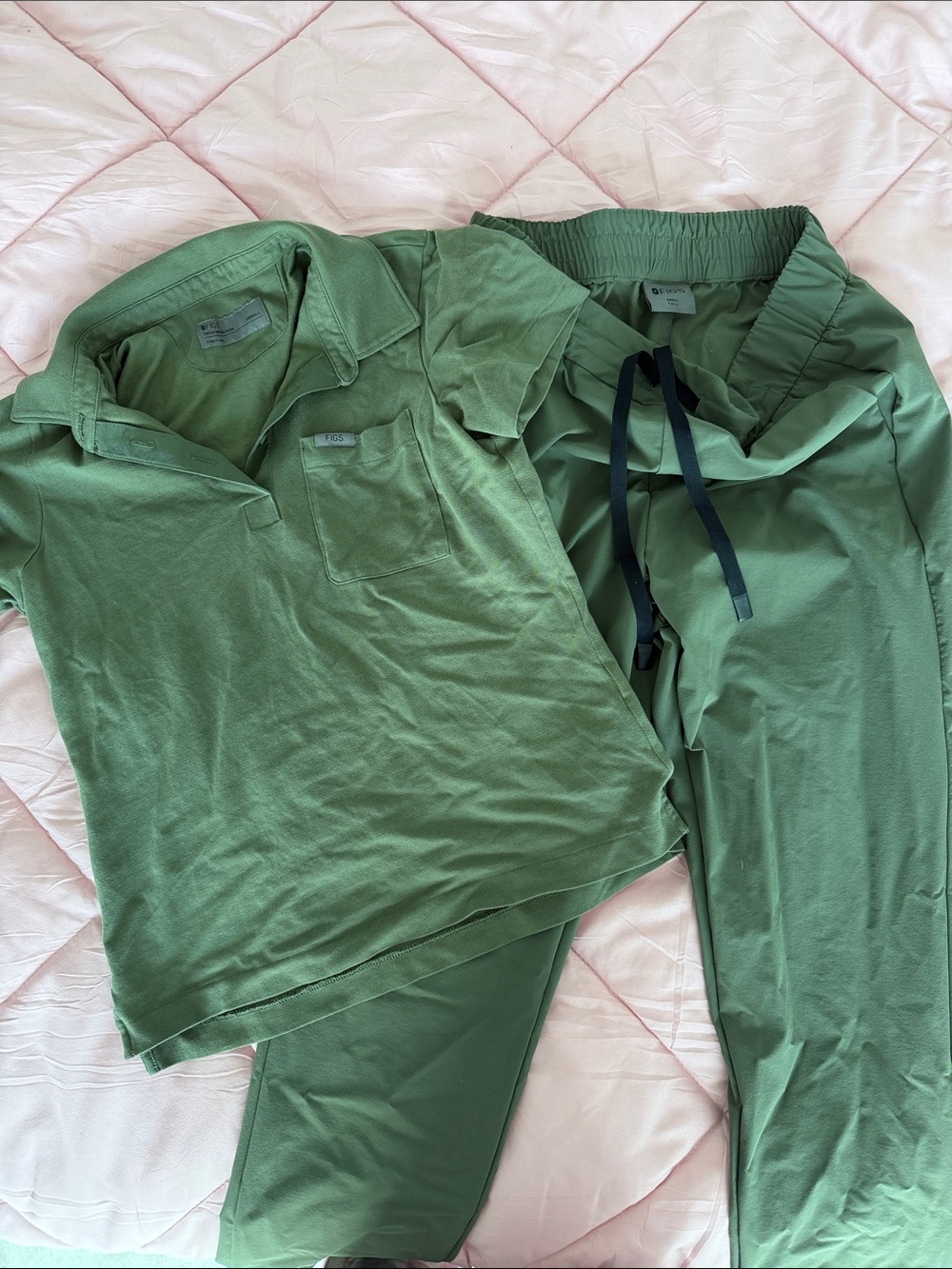 Figs Olive Green Women's Polo and Jogger Lounge Set